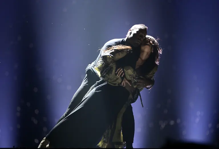 DI30499-20120526-jpg113668467487608885