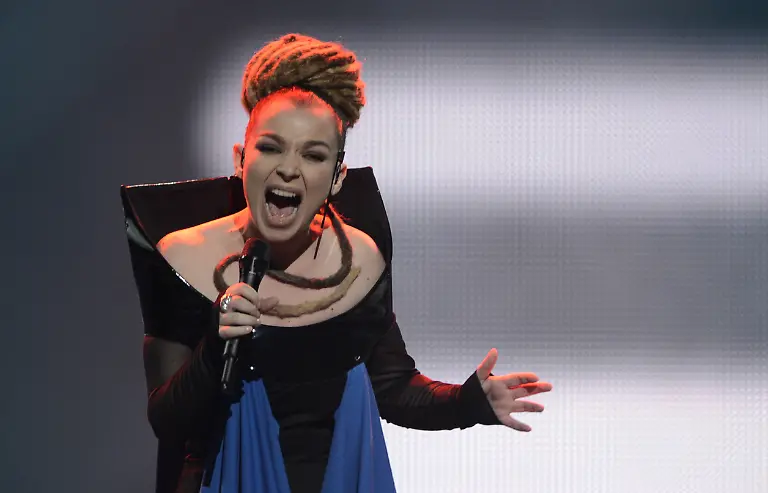 DI10233-20120526-jpg4133046832977731460