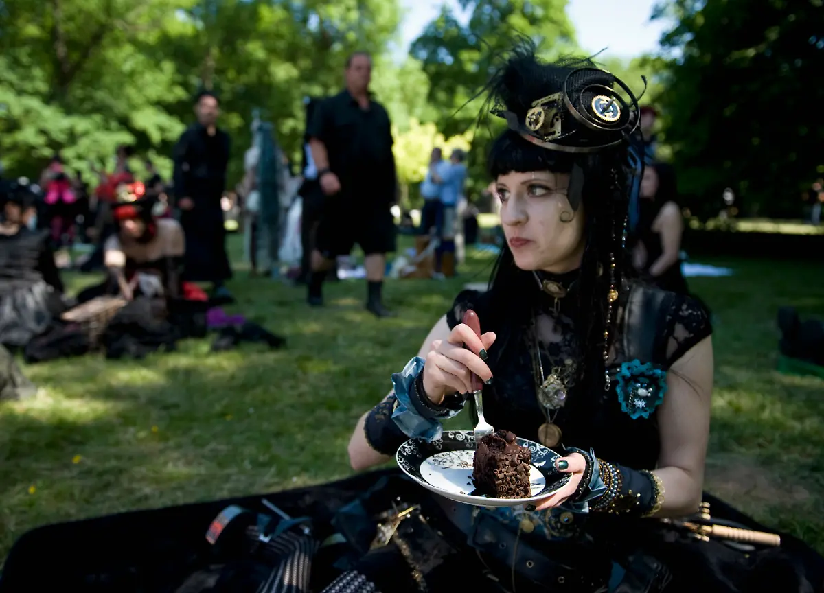 DI10285-20120525-jpg2352015611108200055