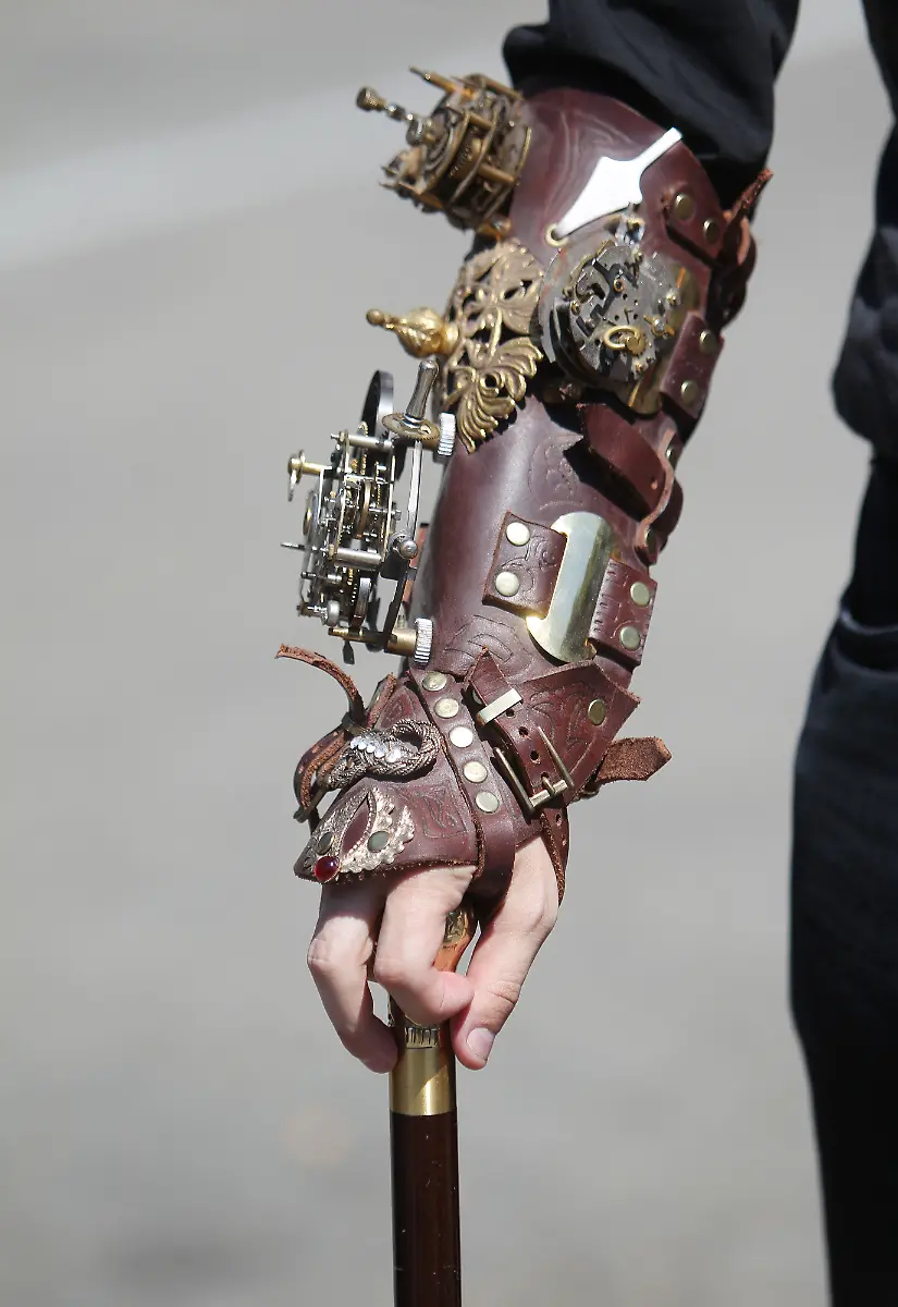 DI10213-20120525-jpg7546529443699625110