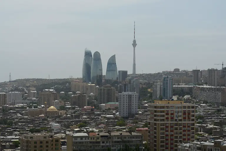 DI30250-20120523-jpg1759545159114040743