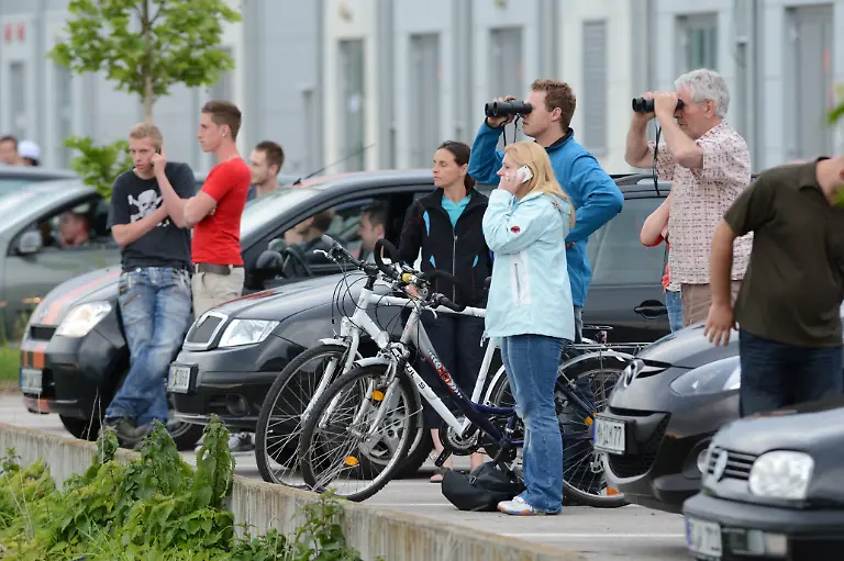 DI30421-20120522-jpg5915624534831074241