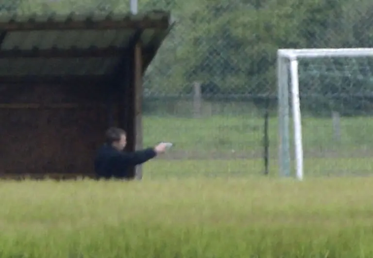 DI10381-20120522-jpg2829556585470196771