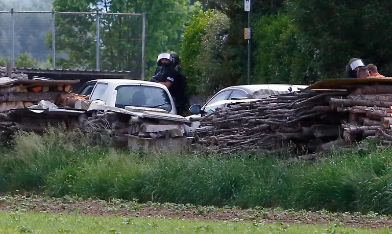 2012-05-22T165307Z-01-MDA12-RTRMDNP-3-GERMANY-SCHOOL-JPG4342051571288130970