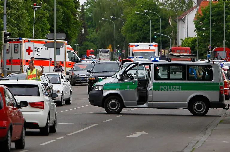 34x53045-jpg3968144508479578358