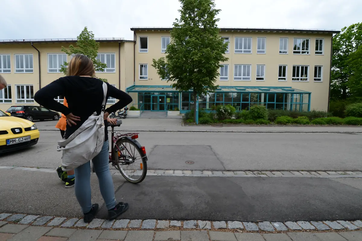 DI20853-20120522-jpg8856083231358530022