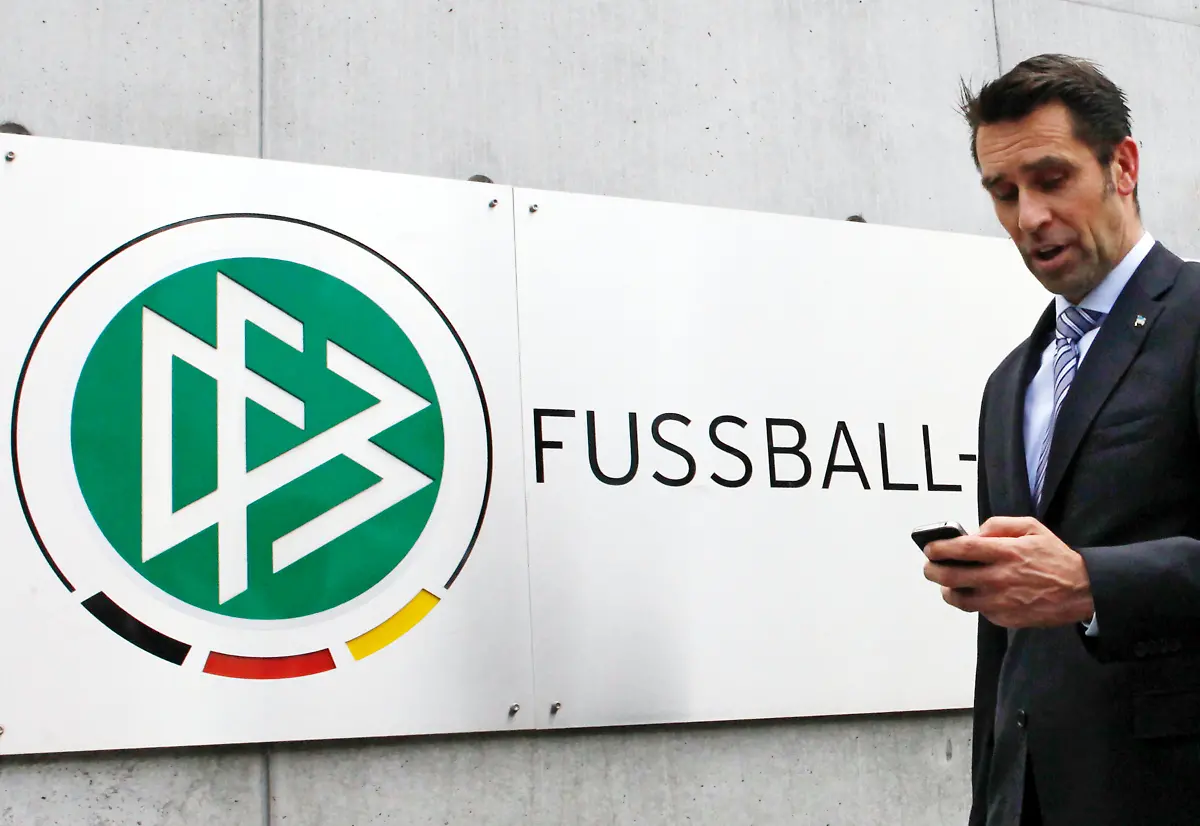 DI30406-20120521-jpg3738822064027696591