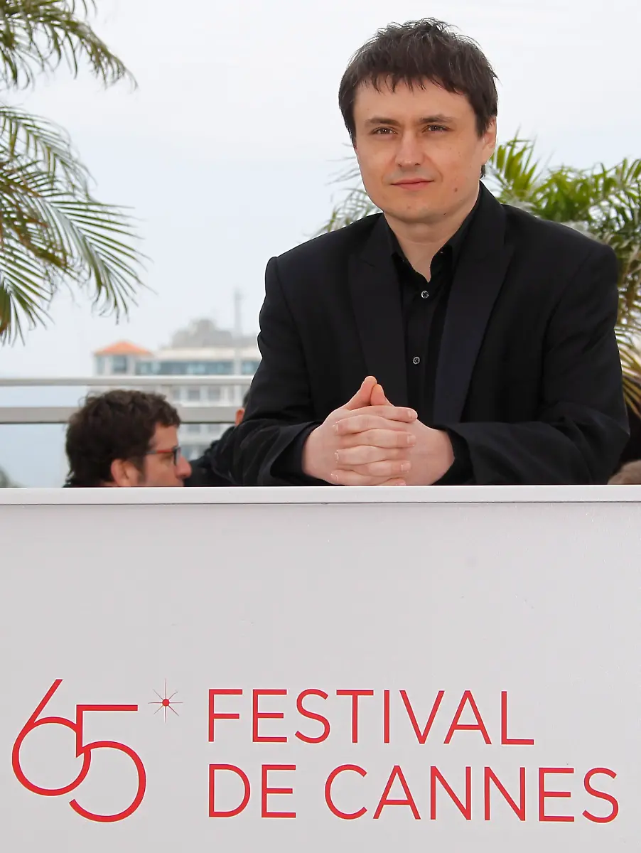 34v11043-jpg6659083133156102379