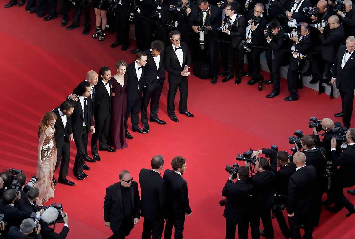 2012-05-19T180437Z-01-CAN191-RTRMDNP-3-CANNES-JPG3668006355749832831