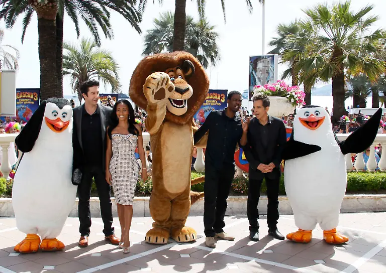 2012-05-18T135810Z-01-CAN169-RTRMDNP-3-CANNES-JPG6481432399480813919