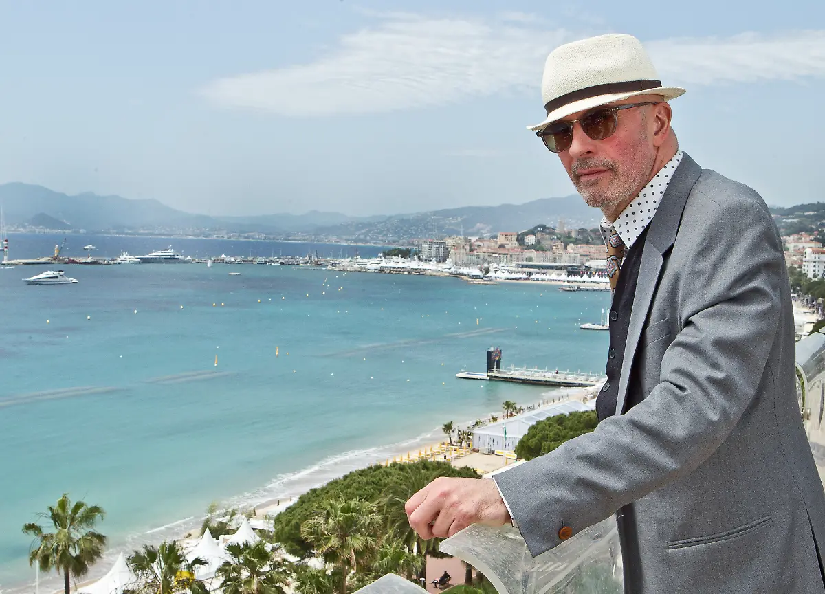 DAB1598-20120519-jpg7945566594407785740