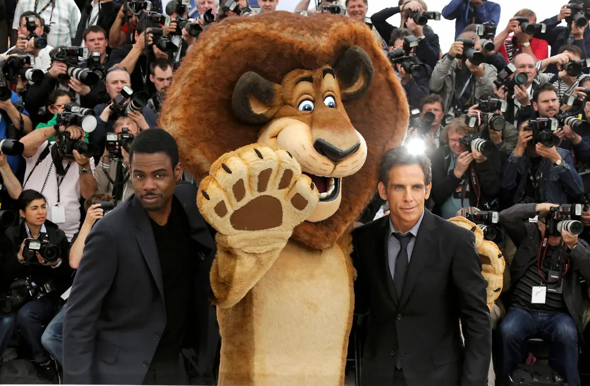 2012-05-18T144509Z-01-CAN221-RTRMDNP-3-CANNES-JPG2715943003382742183