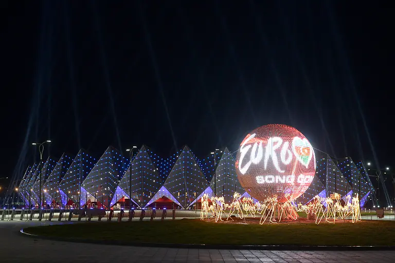 DI30509-20120520-jpg904325690640819606