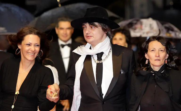 DAB4334-20120520-jpg415226372100742781