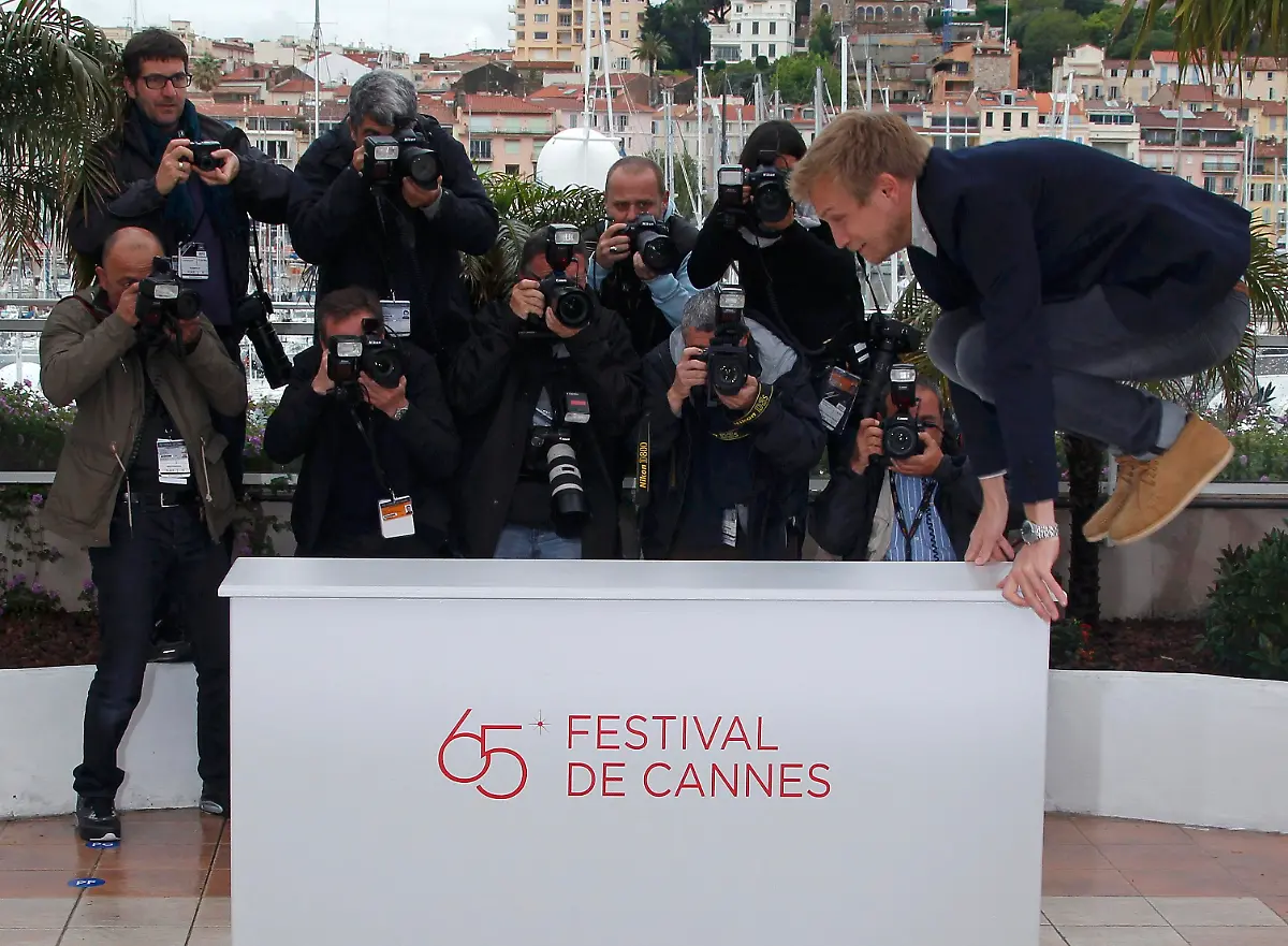 2012-05-21T093947Z-01-CAN118-RTRMDNP-3-CANNES-JPG3302051086923604734