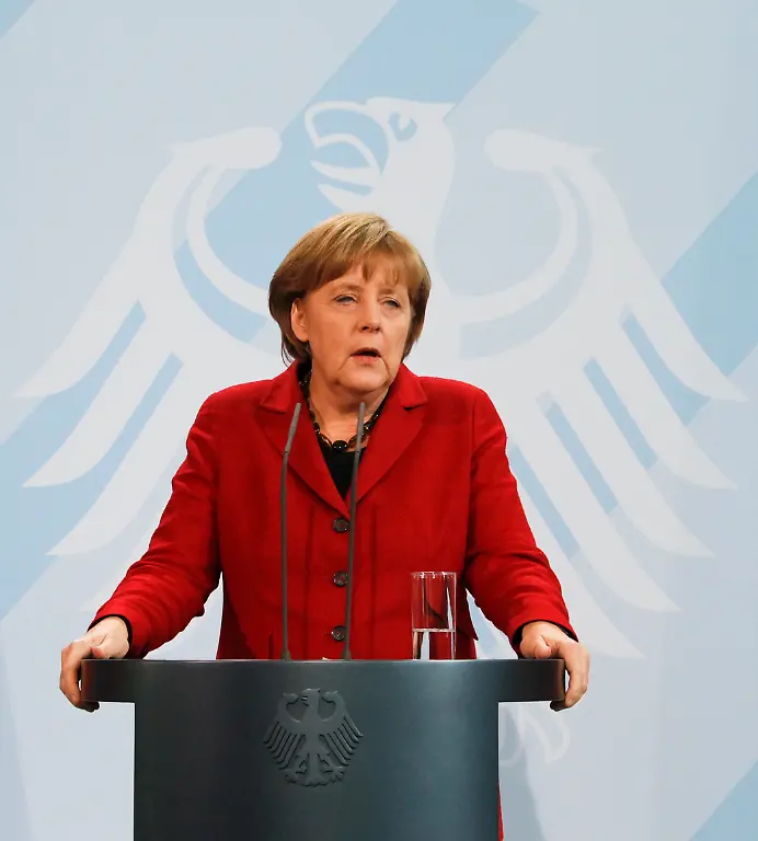 2012-05-16T144424Z-01-CVI1101-RTRMDNP-3-GERMANY-MINISTER-JPG8391778105098096384