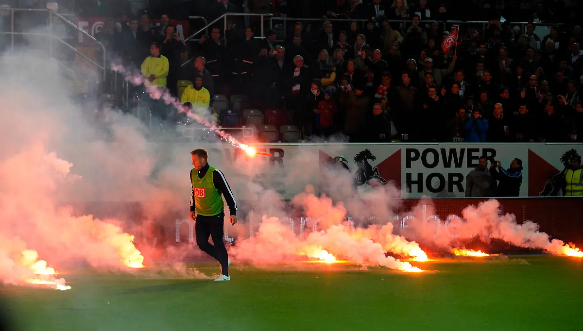 DI10397-20120515-jpg8765369380411862121