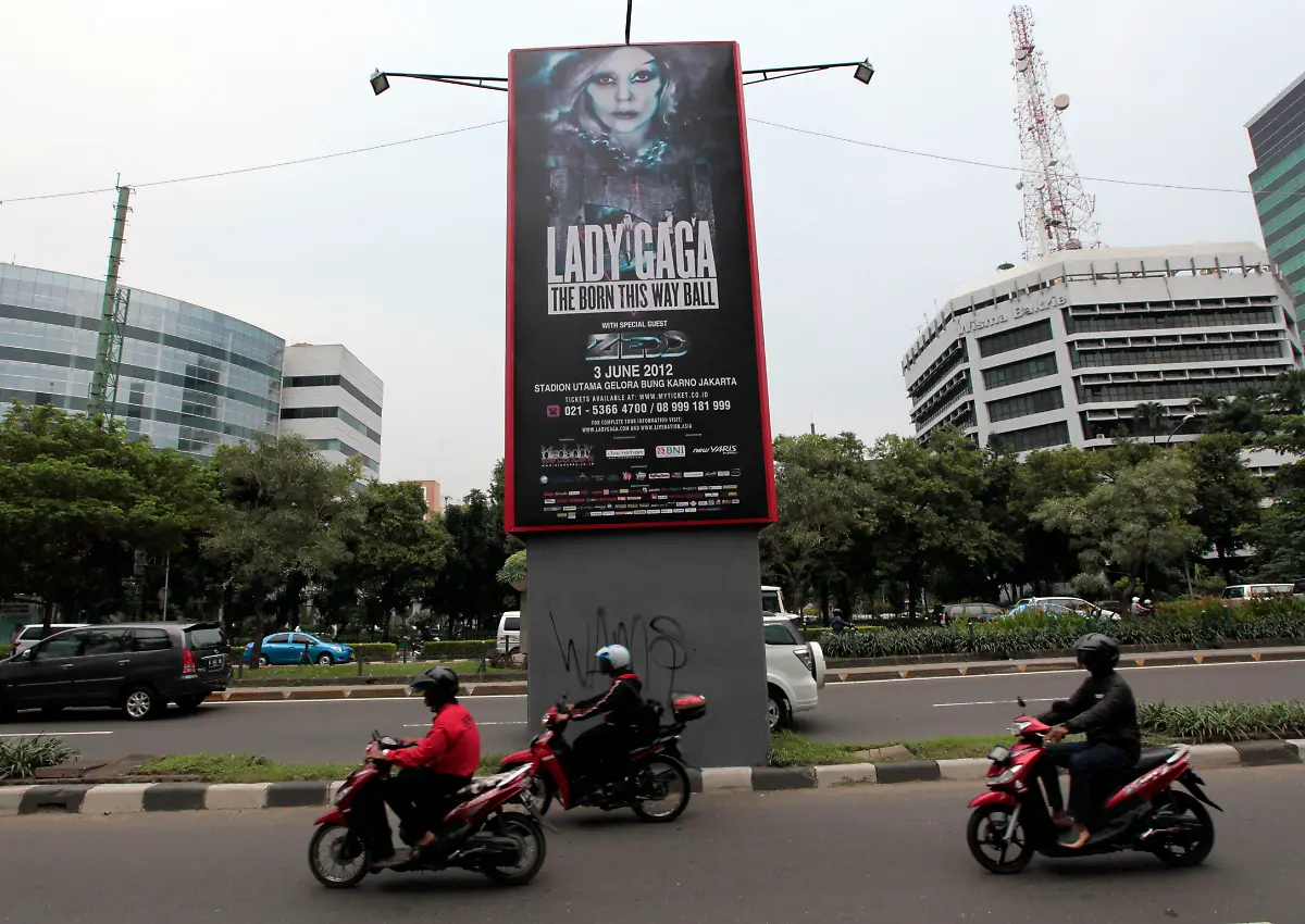 DAB0953-20120515-jpg3306461152555741582