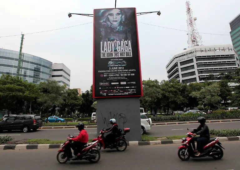 DAB0953-20120515-jpg3306461152555741582