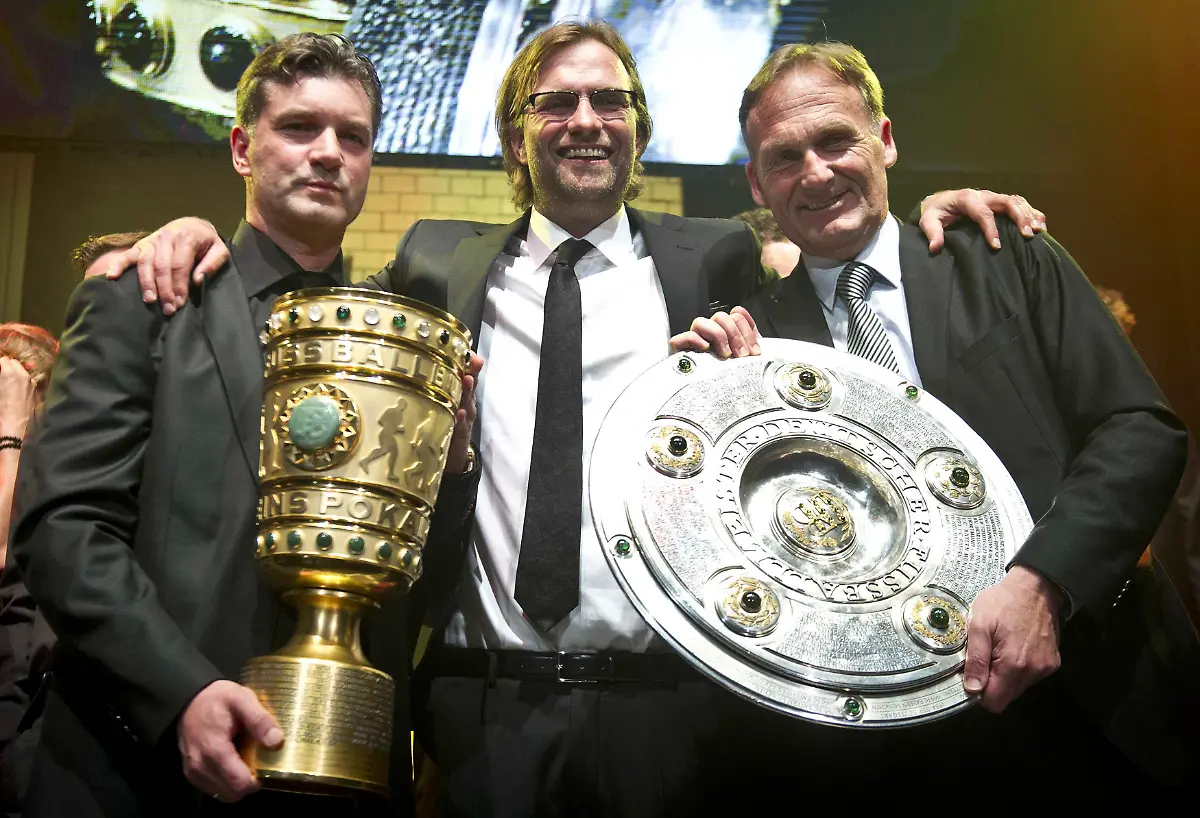 2012-05-13T160143Z-01-BER99-RTRMDNP-3-SOCCER-GERMANY-JPG894457025069303714