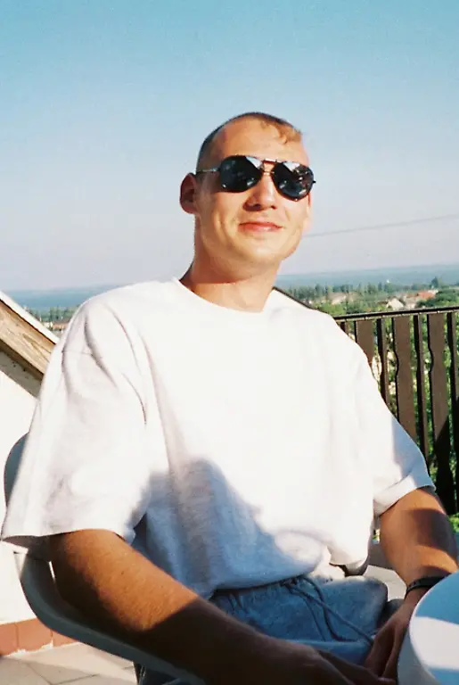 DI10266-20120508-jpg5630154259589442955