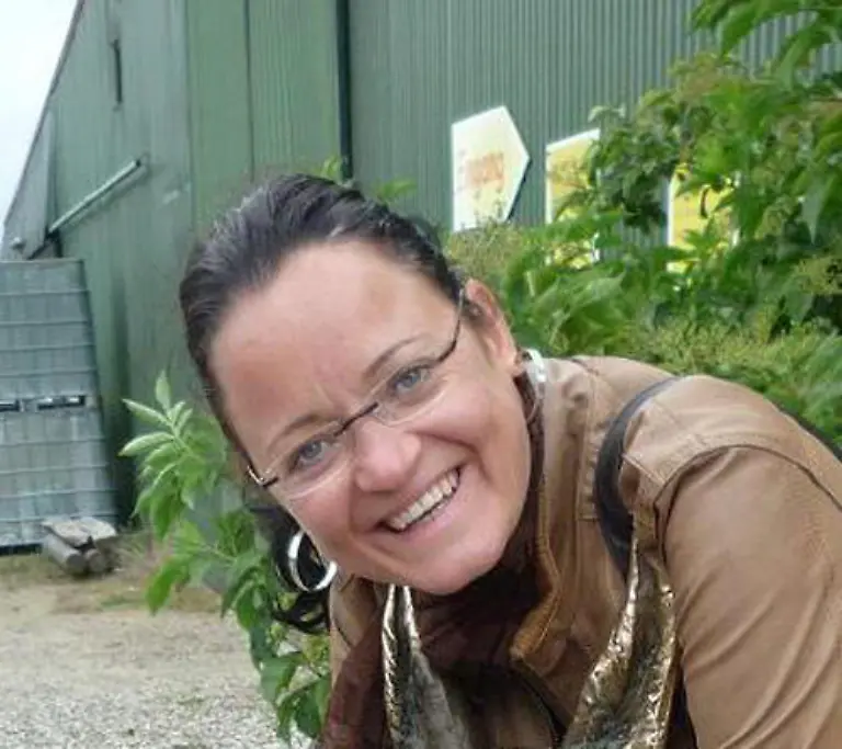 DI30249-20120508-jpg3854044016199728021