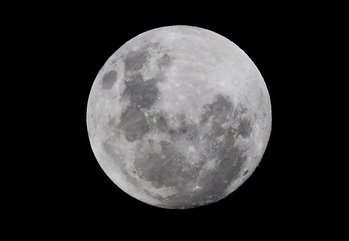 34lv1524-jpg8376901534489486579