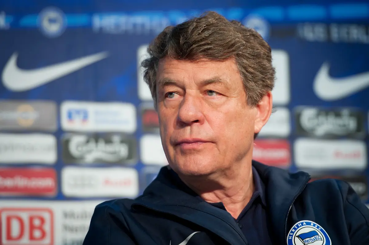 DI30525-20120505-jpg7969783650829256283