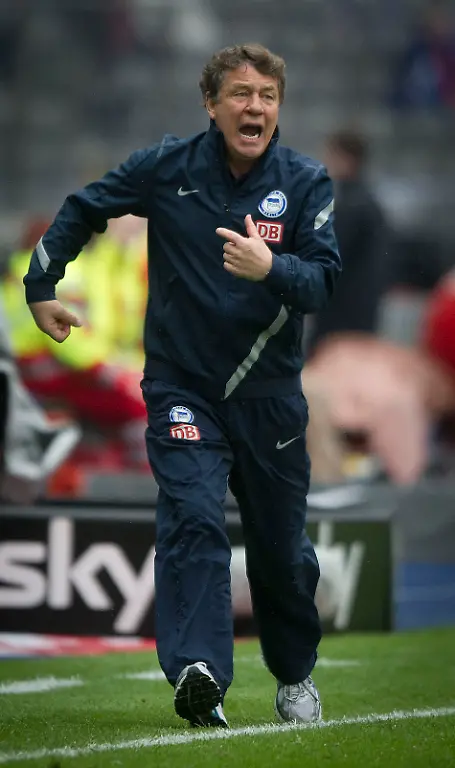 DI30428-20120505-jpg3326584389854700470