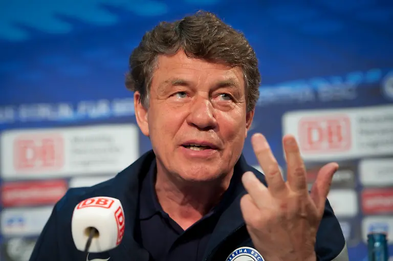 DI30533-20120505-jpg4355052962148761976