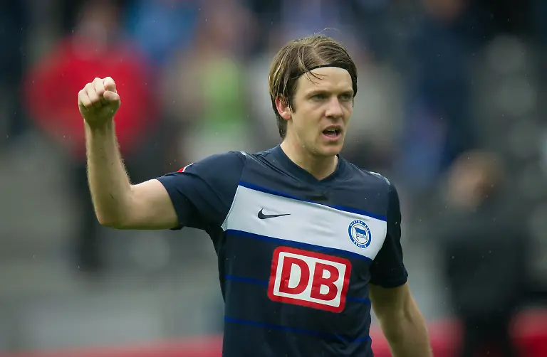 DI30360-20120505-jpg6309118049540362189