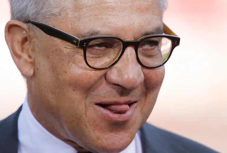 DI30077-20120503-jpg767310845970916552