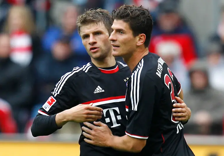 2012-05-05T144122Z-01-ROR06-RTRMDNP-3-SOCCER-GERMANY-JPG3934594748369511766