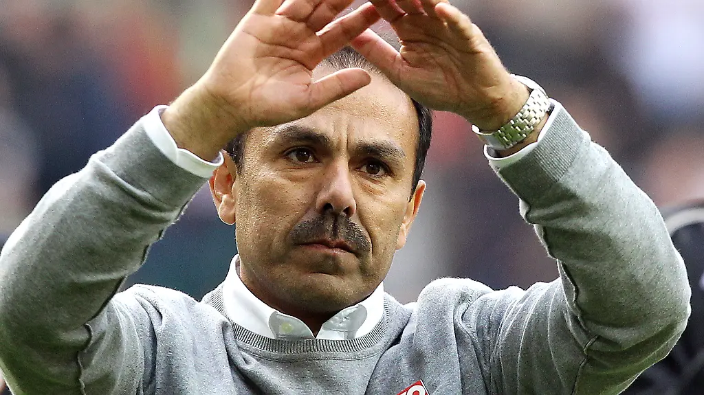 DI30155-20120504-jpg9033862442824741285