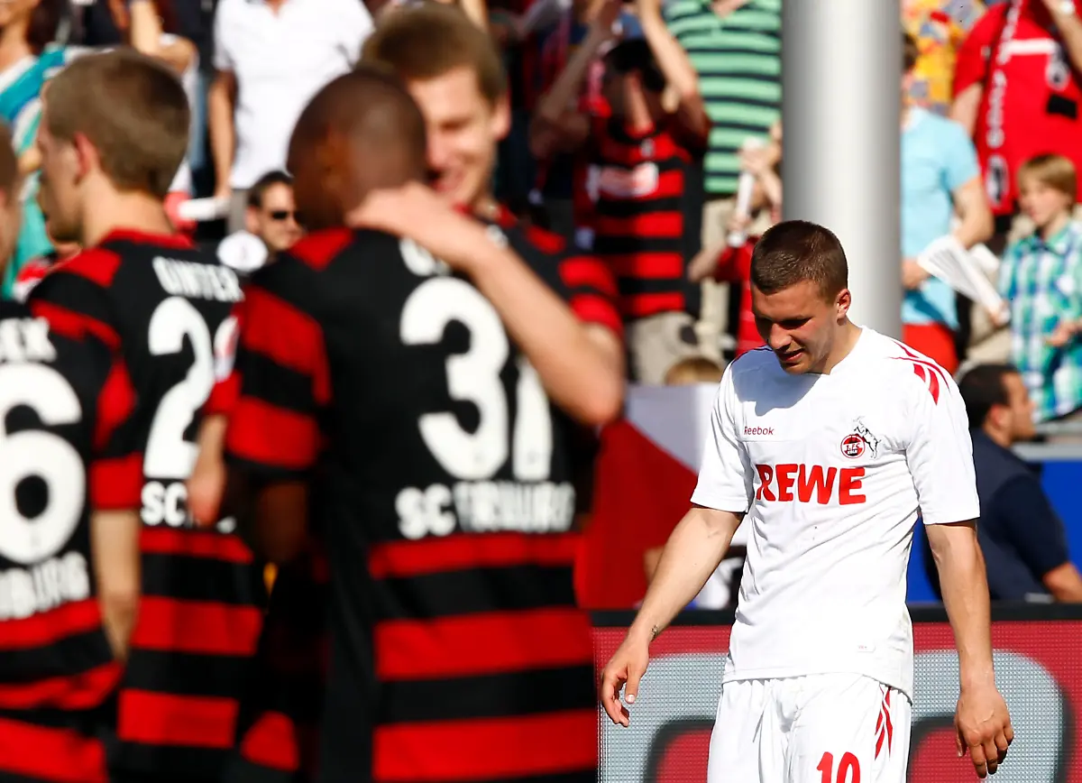 2012-04-28T153325Z-01-MDA23-RTRMDNP-3-SOCCER-GERMANY-JPG9050248451545827331