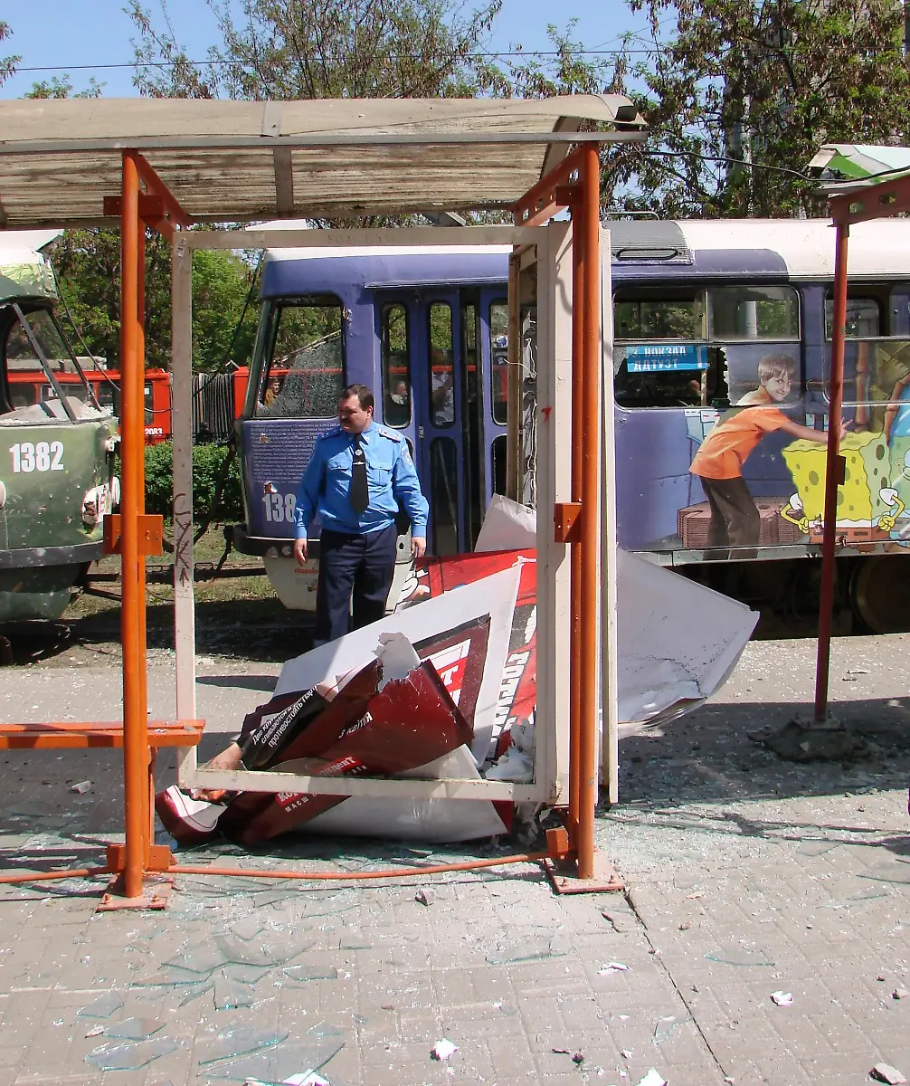 2012-04-27T111959Z-01-DNE07-RTRMDNP-3-UKRAINE-BLASTS-JPG1389926684277765129