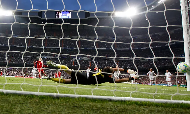 2012-04-25T194459Z-01-MDJ22-RTRMDNP-3-SOCCER-CHAMPIONS-JPG5330887803034415194