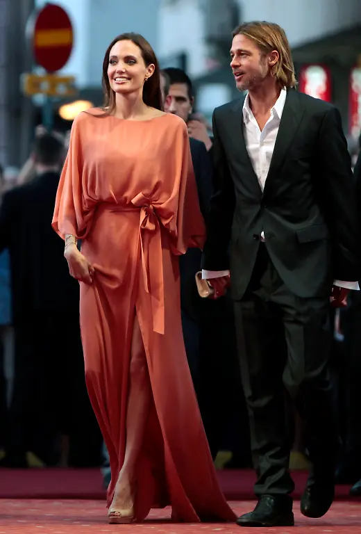 2012-04-13T195949Z-01-LOA05-RTRMDNP-3-ANGELINAJOLIE-JPG1810734389888440879