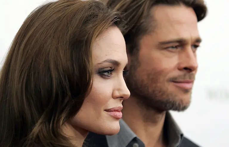 2012-04-13T201447Z-01-LOA04-RTRMDNP-3-ANGELINAJOLIE-JPG8286548364362944666