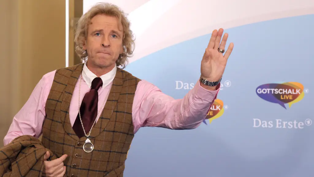 DI10230-20120418-jpg3062051043459683741