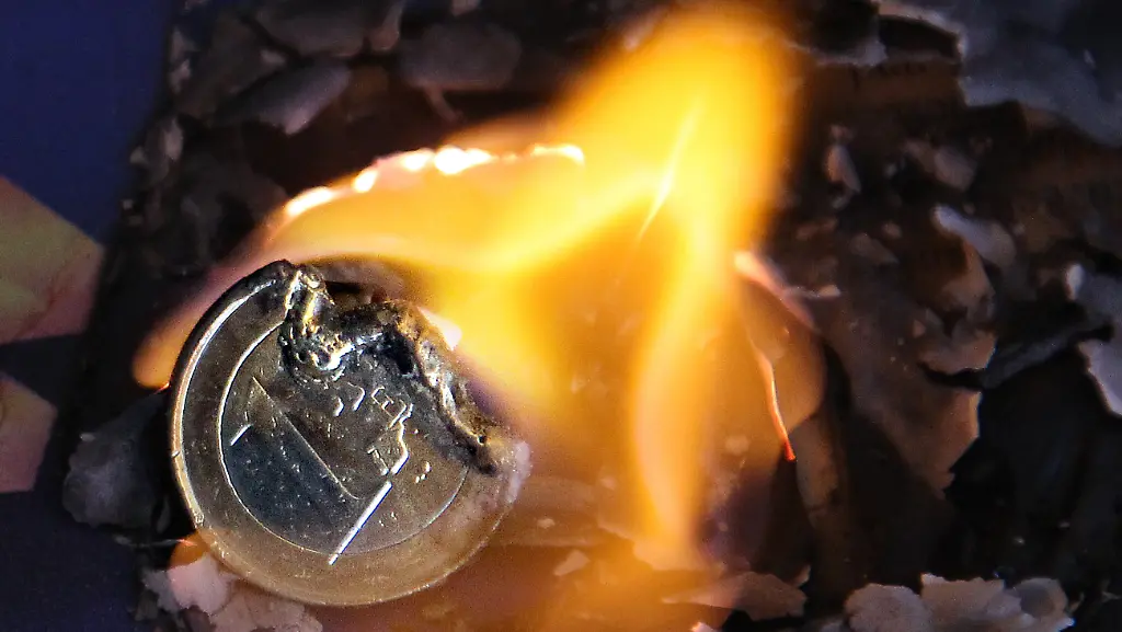 34932647-jpg8428038779352010966