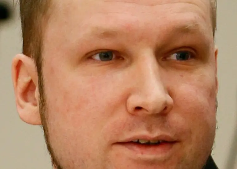 2012-04-16T072237Z-01-CVI115-RTRMDNP-3-NORWAY-TRIAL-JPG2655660497717079567