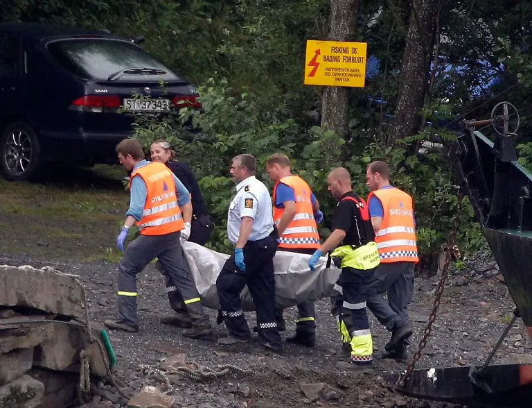 DI10006-20120413-jpg7835128521861774884