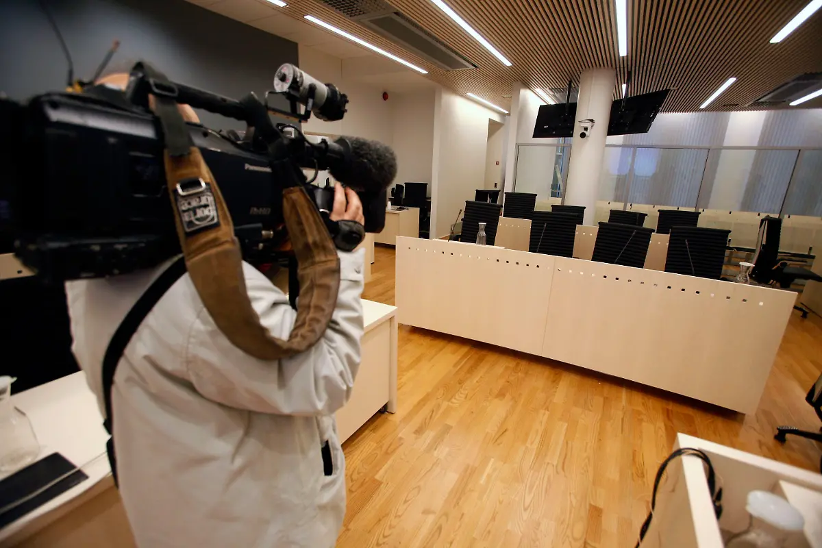 2012-04-13T130138Z-01-STN114-RTRMDNP-3-NORWAY-ATTACKS-JPG315753582365456234