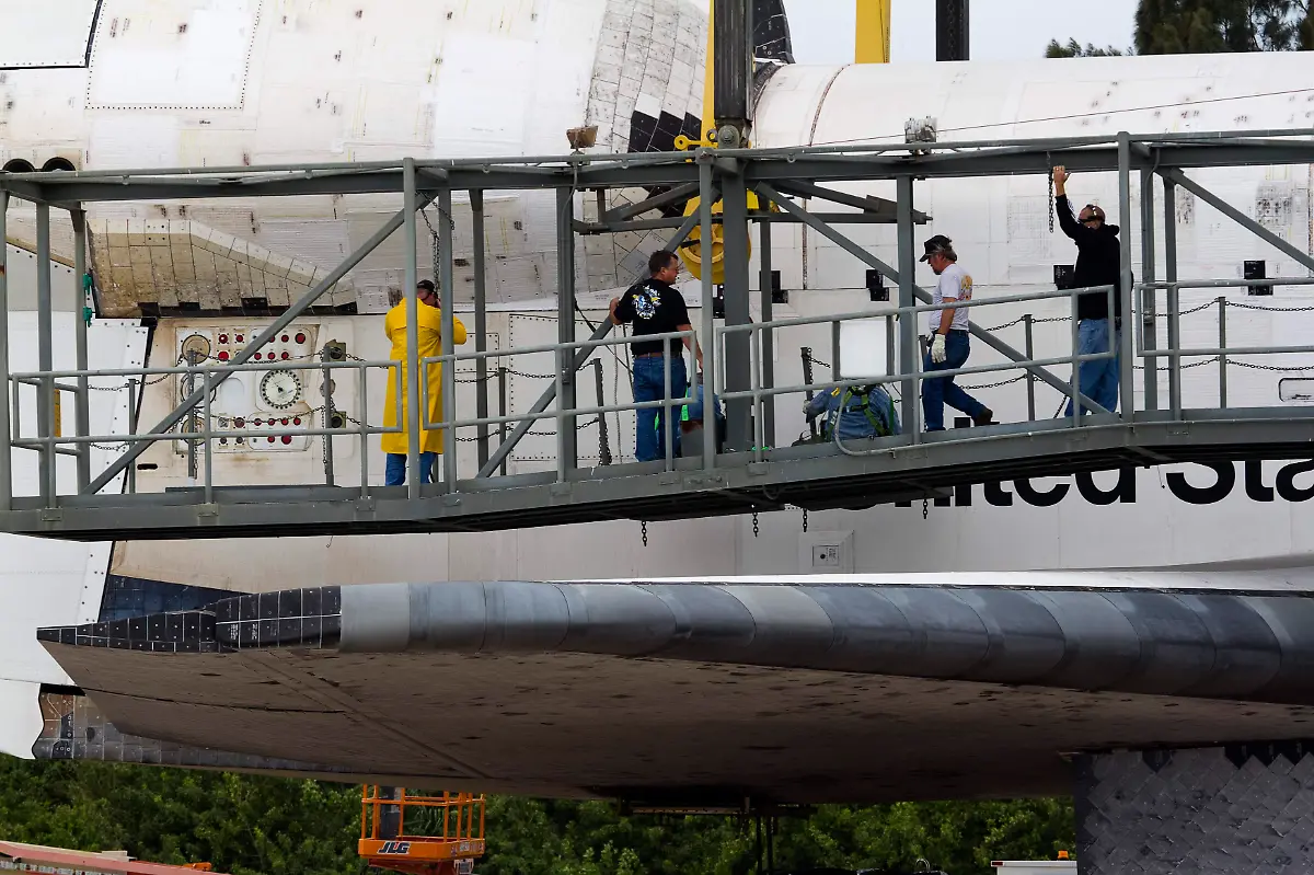 2012-04-14T160459Z-01-SIN101-RTRMDNP-3-USA-JPG2827846877137341465