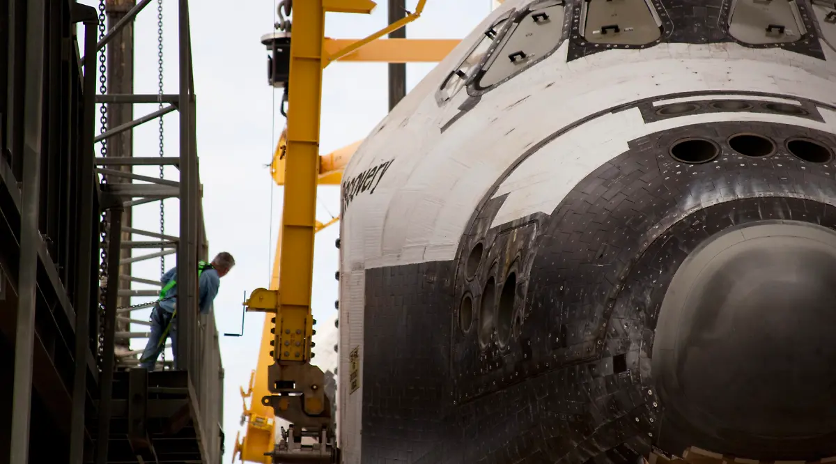 2012-04-14T160111Z-01-SIN100-RTRMDNP-3-USA-JPG8161989836130173926