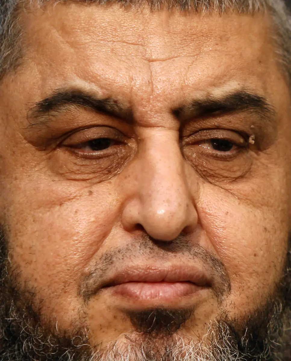 2012-04-08T210103Z-01-AMR04-RTRMDNP-3-EGYPT-ECONOMY-SHATER-JPG2322554584819051379