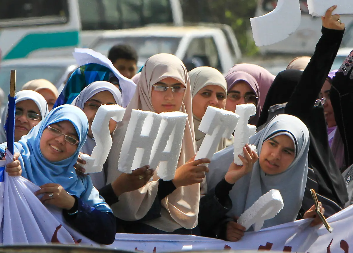 DAB2905-20120405-jpg7387770263475091921