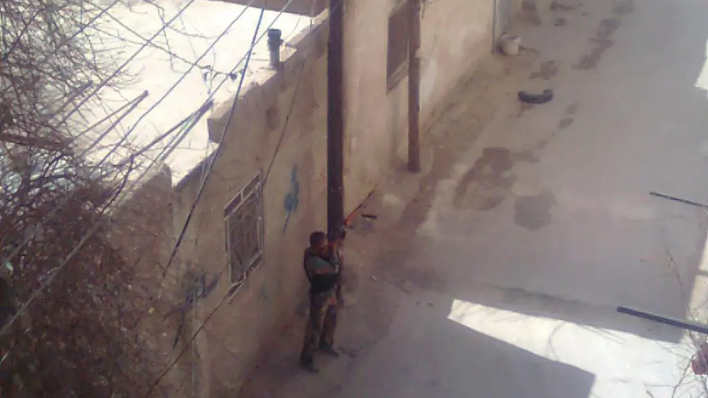 2012-04-08T065107Z-01-AMM22-RTRMDNP-3-SYRIA-JPG3890298902806992358