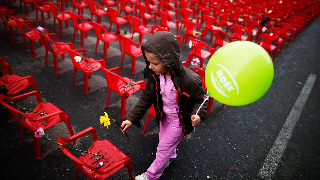 2012-04-06T144631Z-01-DAD010-RTRMDNP-3-BOSNIA-WAR-JPG2624738085094866198